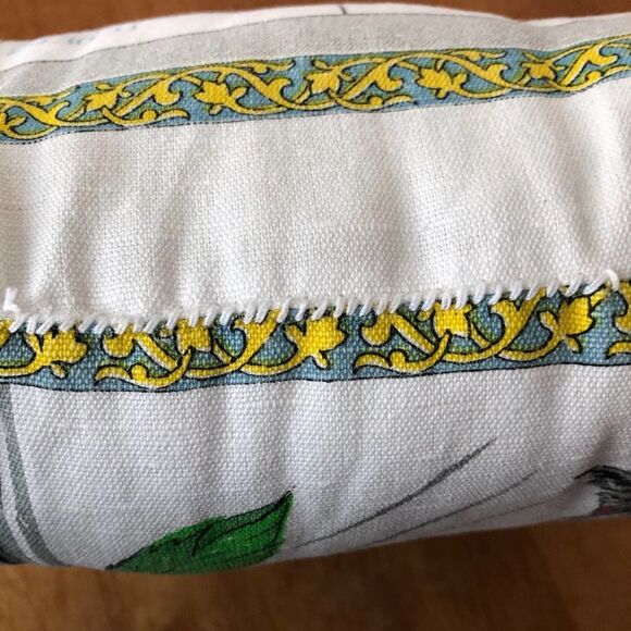 Gray Tabby Cat Yarn Bird Tree Branch Pillow Tea Towel Calendar 2000 Kay Dee 9x12 - Picture 6 of 11